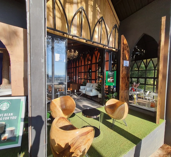 Cafe & Restaurant