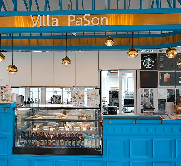 Cafe & Restaurant